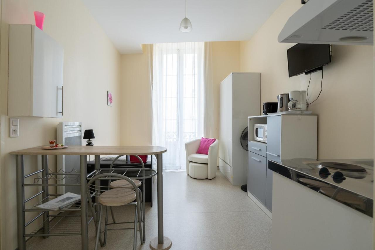 Les Jardins De La Seugne Appartement Jonzac Buitenkant foto